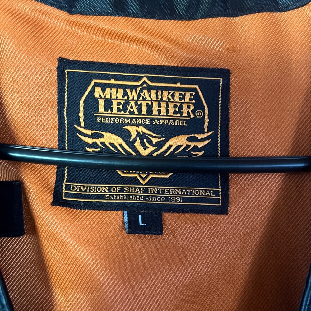 Black Embroidered Vest with Wing Motif - Picture 3 of 3
